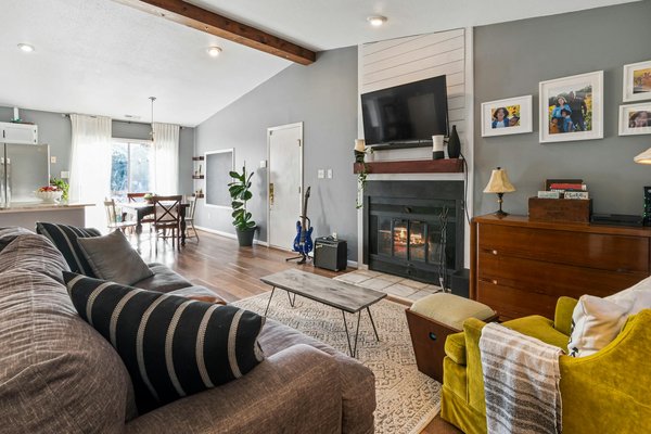 Les clés pour bien repeindre ses volets en bois au printemps