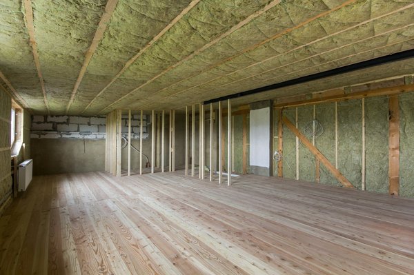 Coût total de la rénovation d'une toiture de 200 m² : guide pratique